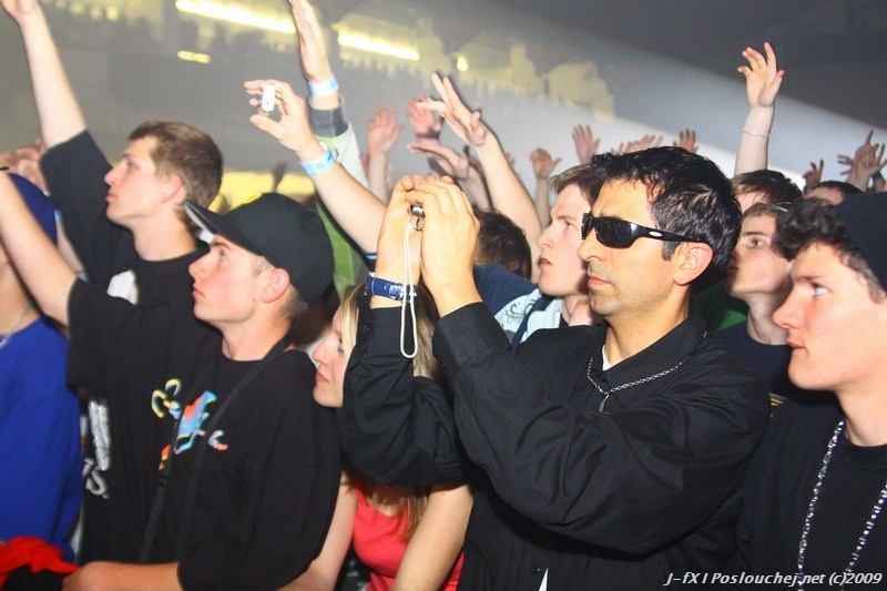 ice cube - 10.4.09